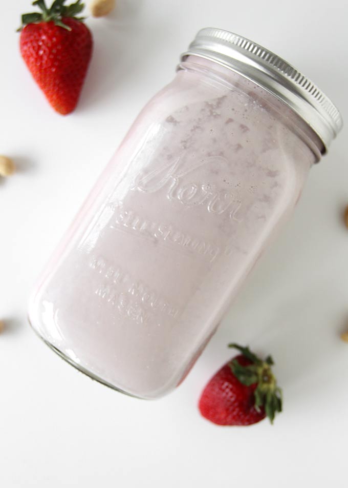 Strawberry Cashew Milk | thekitchenpaper.com