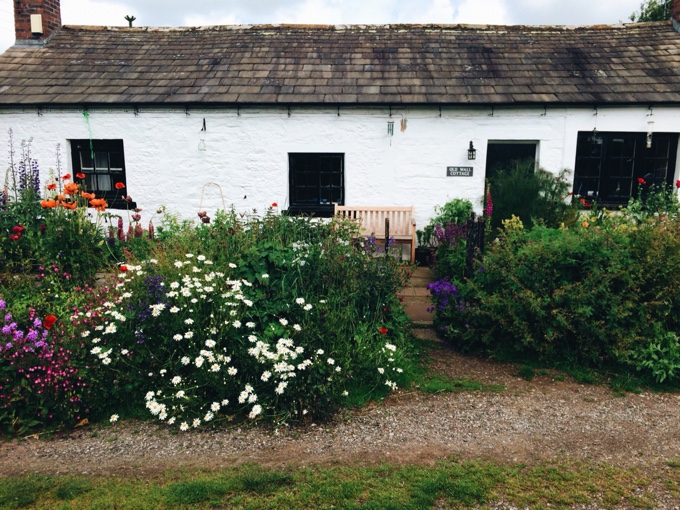 Hadrian's Wall Hike | thekitchenpaper.com