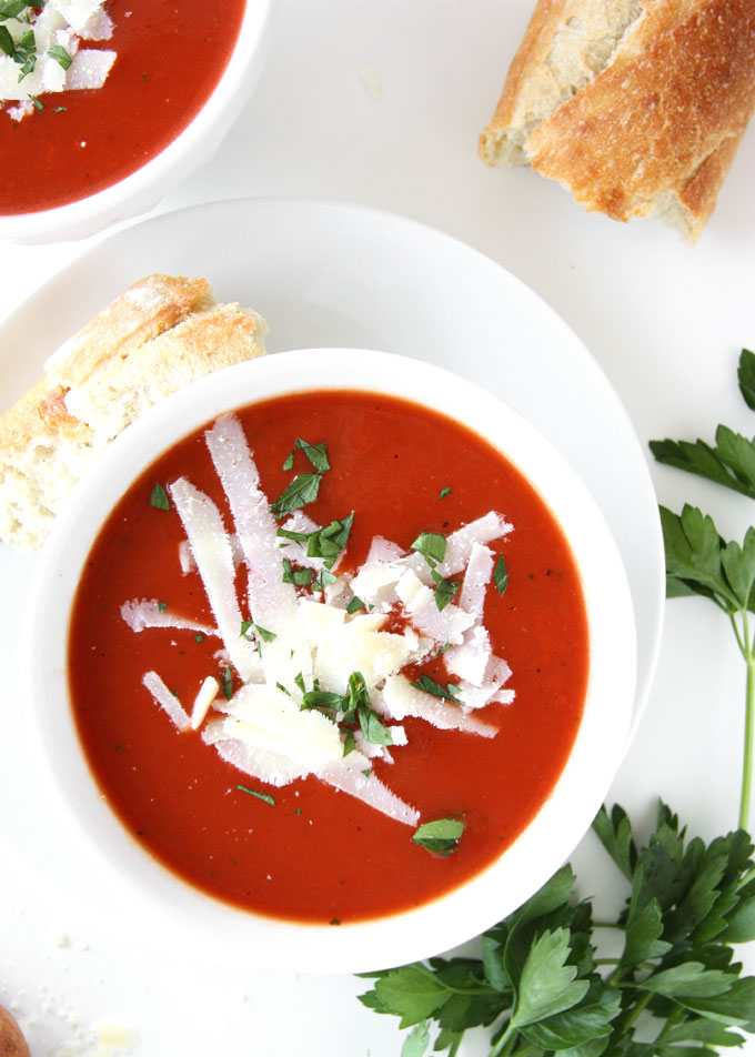 Classic Tomato Soup | thekitchenpaper.com