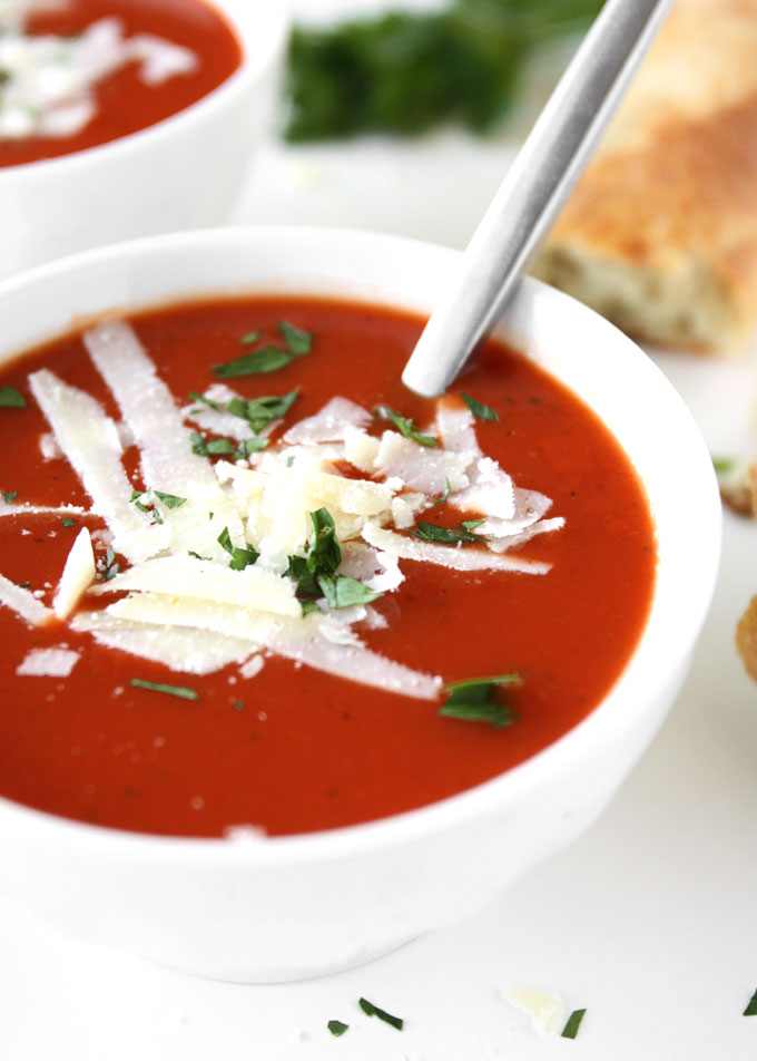 Classic Tomato Soup | thekitchenpaper.com