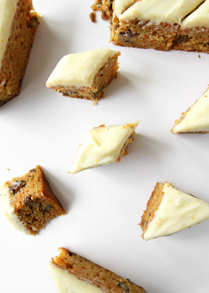 Orange Carrot Cake Bars | thekitchenpaper.com