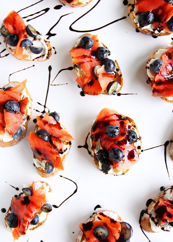 Smoked Salmon Blueberry Crostini | thekitchenpaper.com