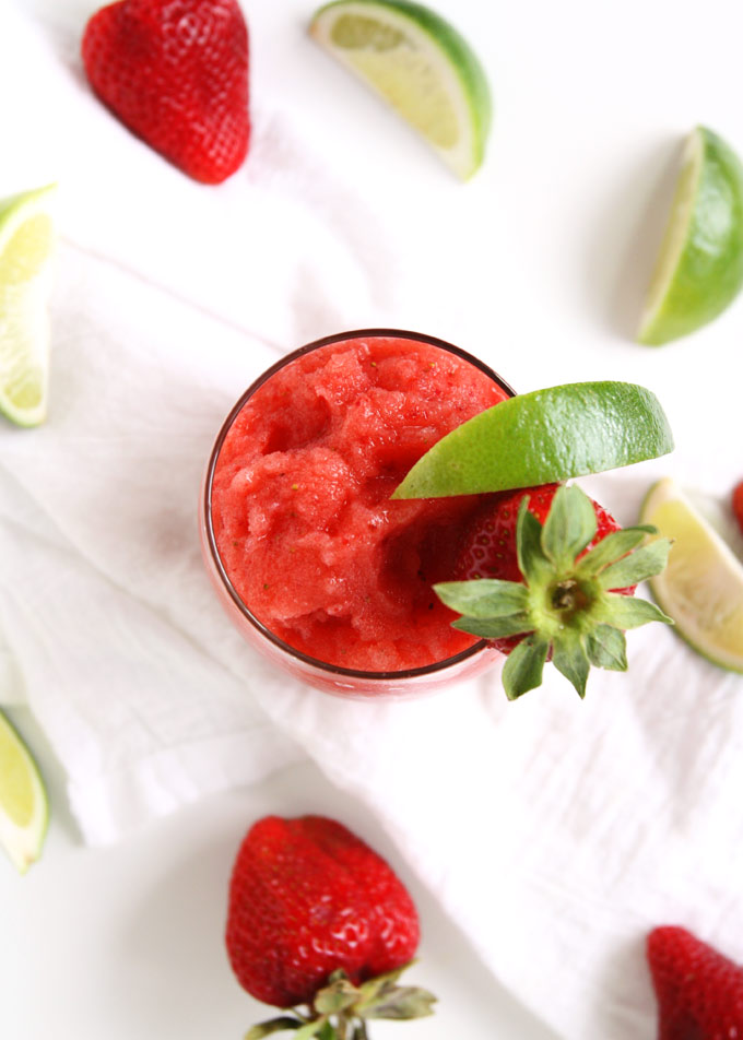 Strawberry Lime Coconut Water Slushie | thekitchenpaper.com