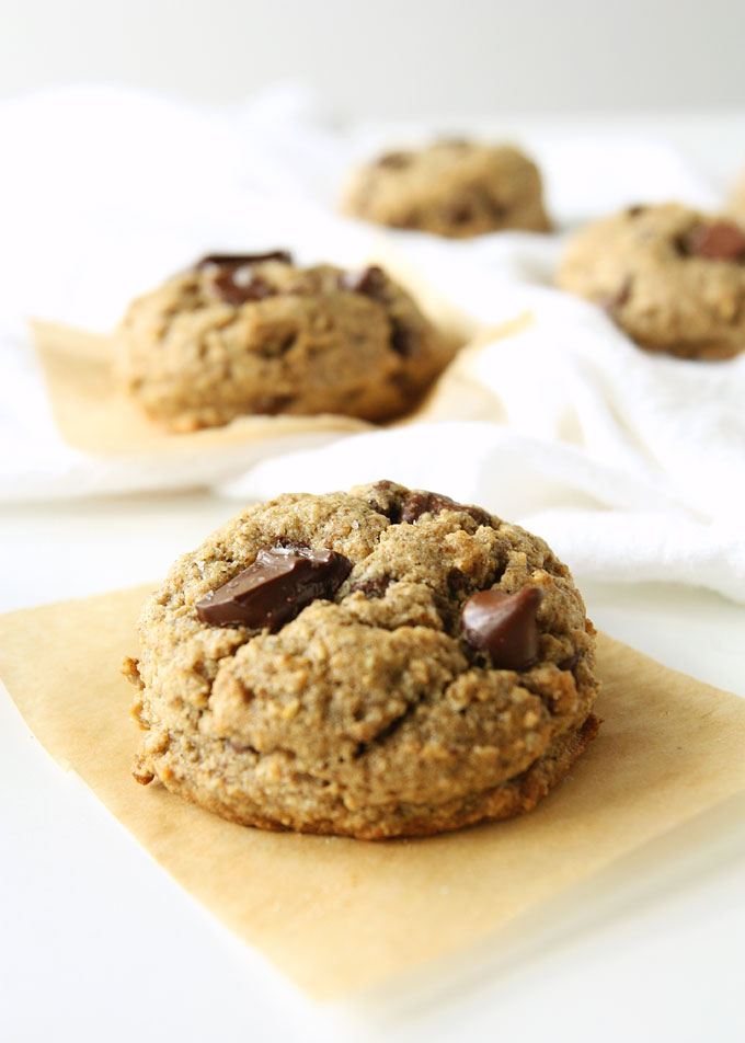 Salted Chocolate Chunk Oat Flour Cookies {Gluten-Free} | thekitchenpaper.com