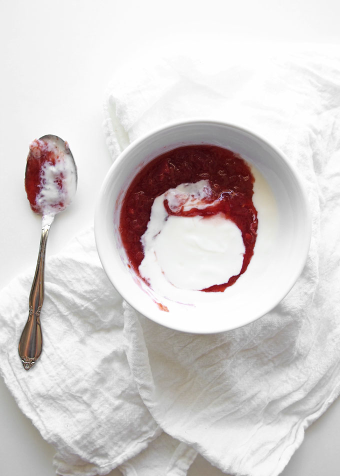 Ginger Cardamom Rhubarb Compote | thekitchenpaper.com