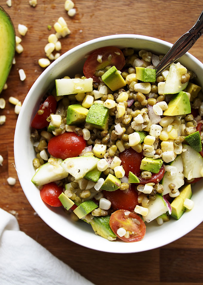 Summer Veggie Mung Bean Salad | thekitchenpaper.com