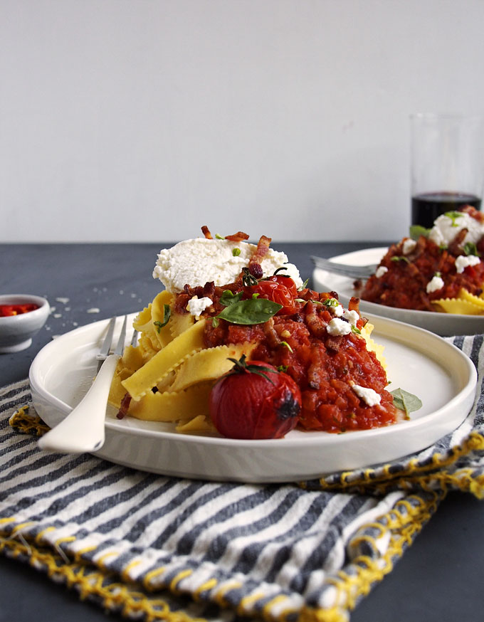 Spicy Fresh Chile, Tomato, & Bacon Pasta with Ricotta | thekitchenpaper.com