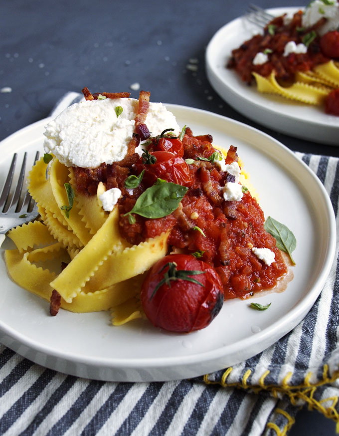 Spicy Fresh Chile, Tomato, & Bacon Pasta with Ricotta | thekitchenpaper.com