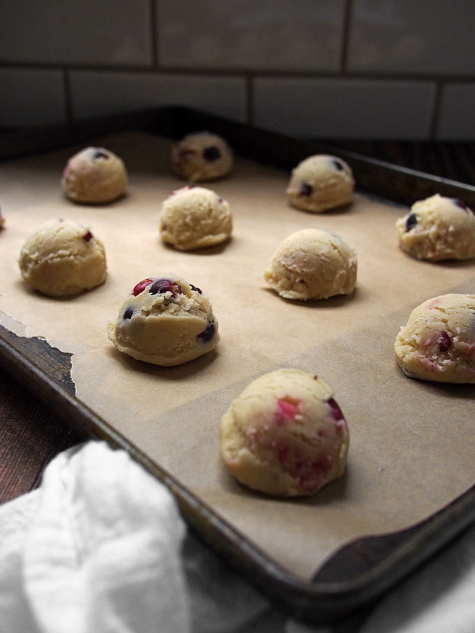 Fresh Cranberry Almond Soft Batch Cookies | The Kitchen Paper