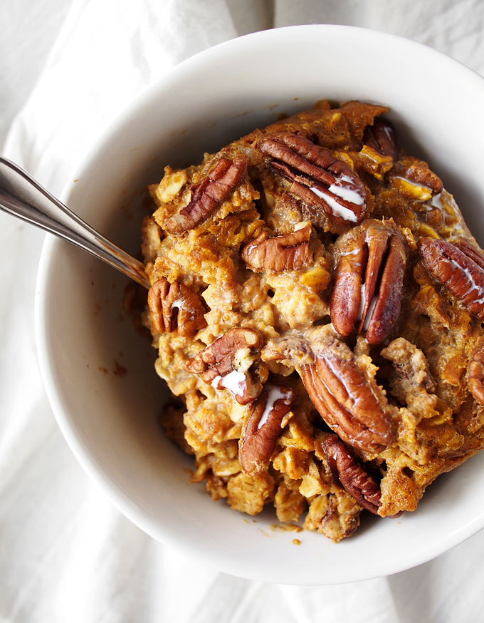 Pumpkin Spice Baked Oatmeal | thekitchenpaper.com