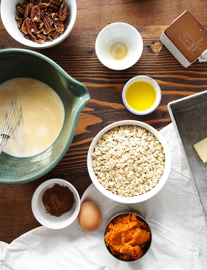 Pumpkin Spice Baked Oatmeal | thekitchenpaper.com