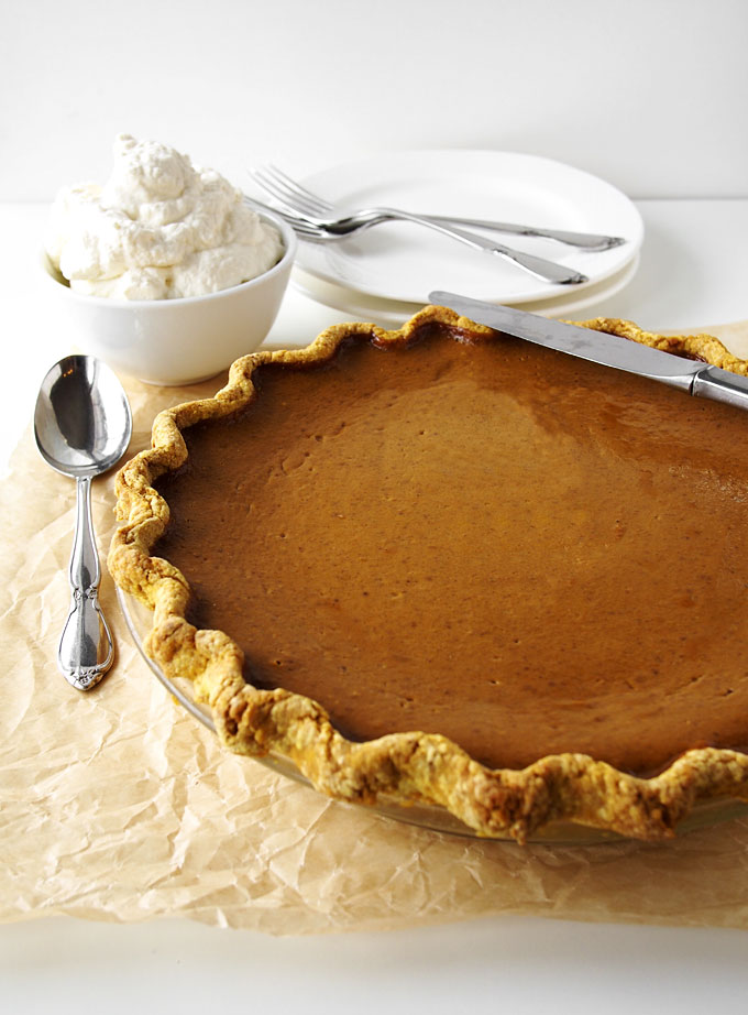 Coconut Sugar Classic Pumpkin Pie Recipe | thekitchenpaper.com