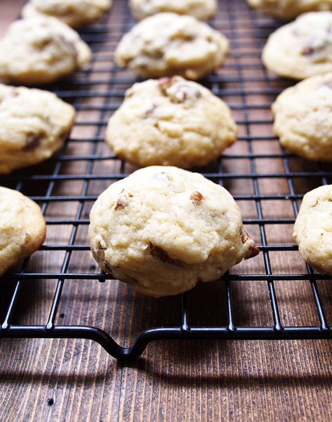 Butter Pecan Cookies | The Kitchen Paper