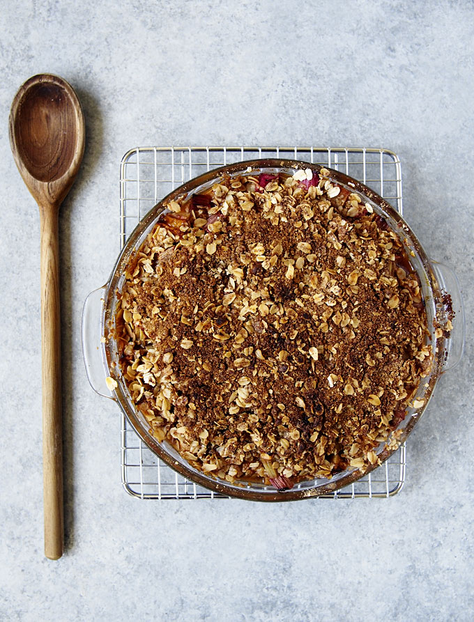 Apple Rhubarb Crisp | thekitchenpaper.com