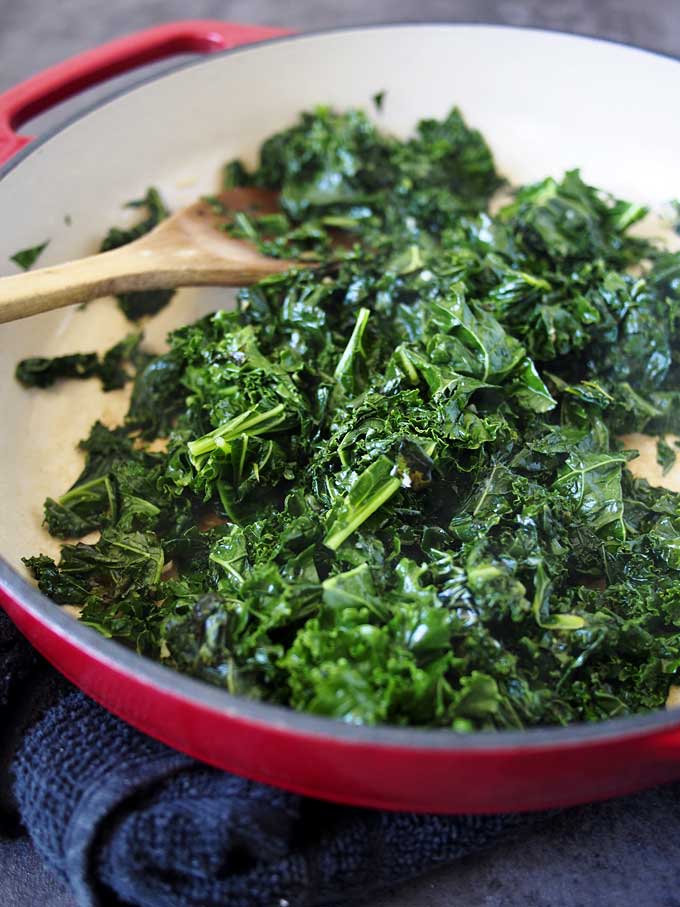 Everyday Garlicky Kale Recipe | thekitchenpaper.com